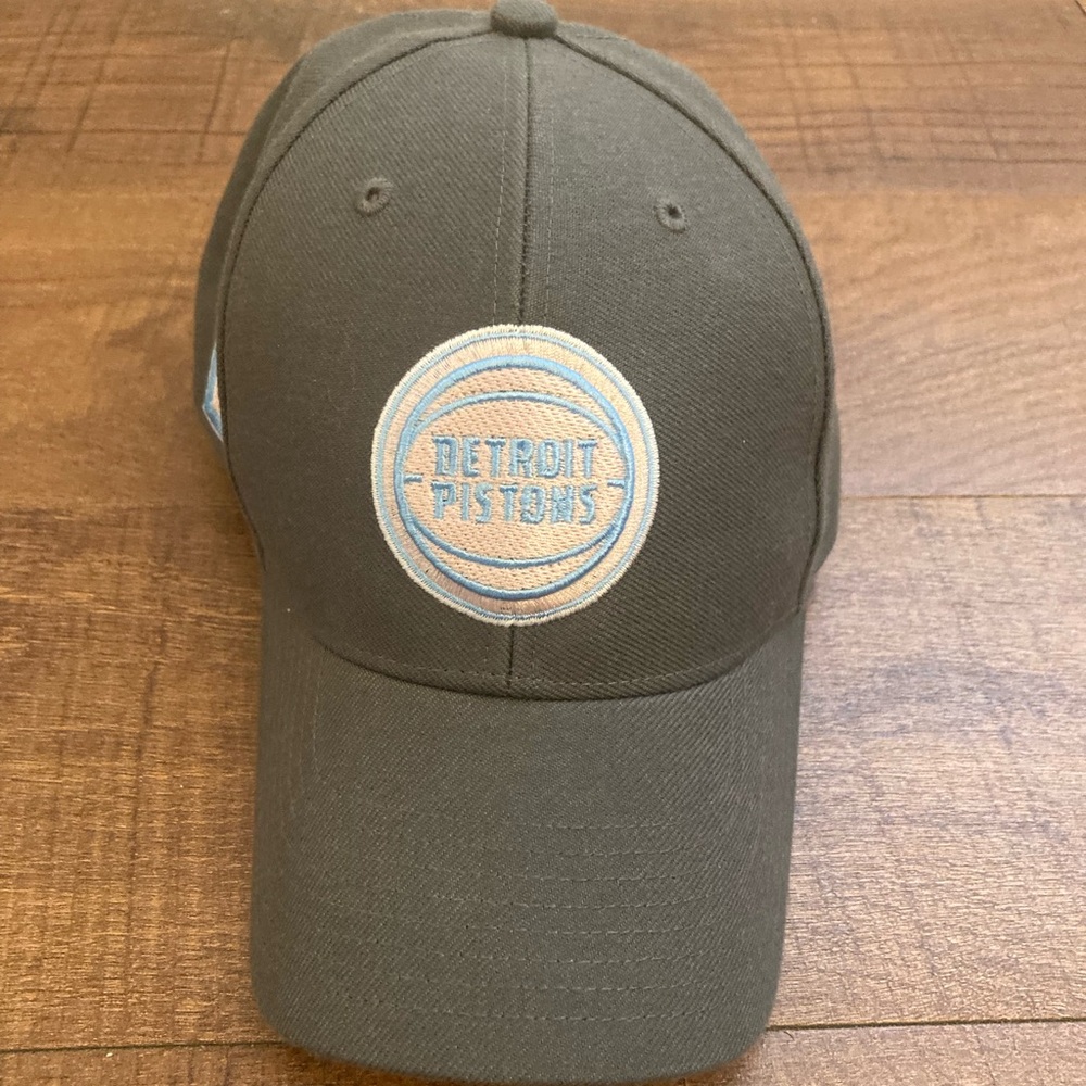 Detroit Pistons ‘47 Brand NBA Strapback Gray w/ Pink LightBlue Colorway Logo